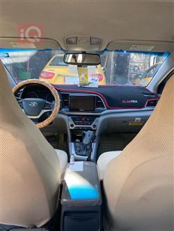 هیوندای ئەلەنترا